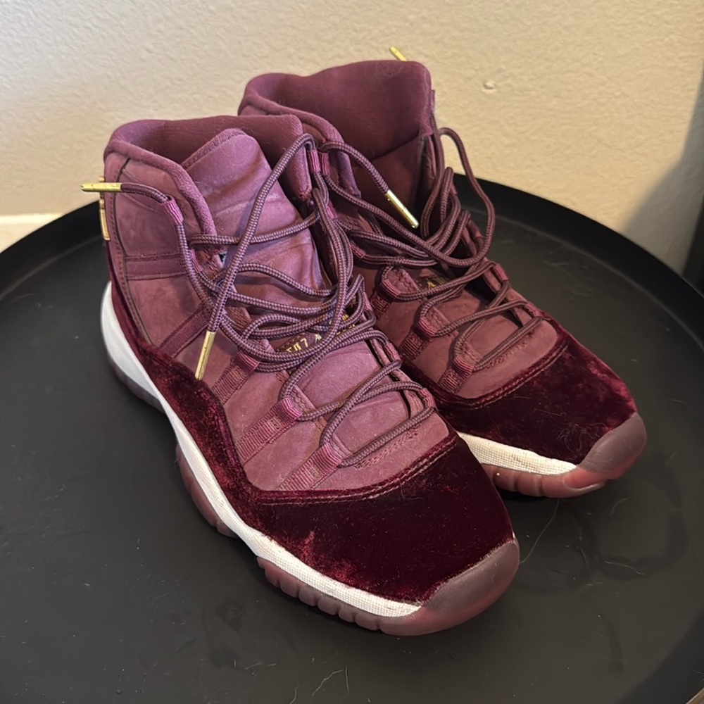 Nike Air Jordan “11 Rétro GG Heiress Velvet” Size 8W